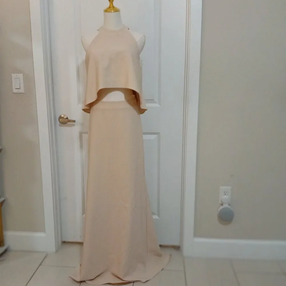 NWOT Windsor 2 Piece Formal Maxi Dress Women’s Size M Set Beige Halter Crop Top - Picture 1 of 6